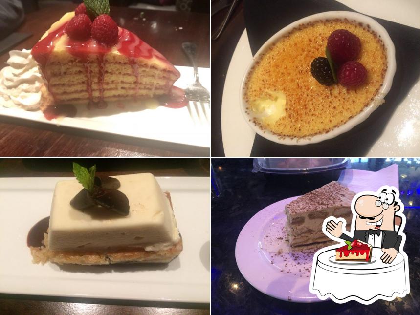 Johnny's Italian Steakhouse, 550 Bass Pro Dr NW in Altoona Restaurant