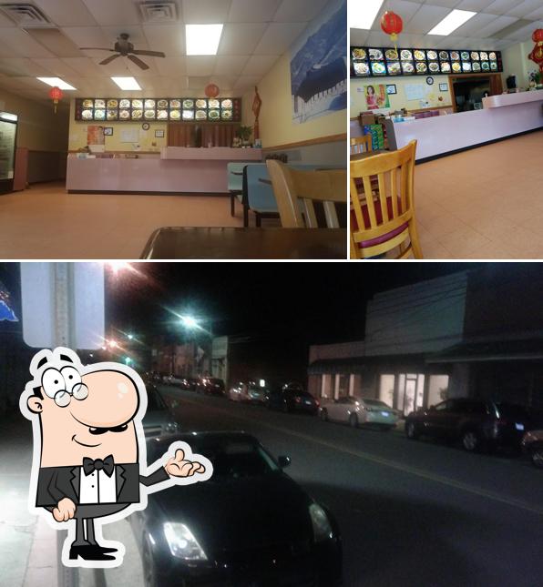 Ming Garden, 6234 Main St in Bailey Restaurant menu and reviews