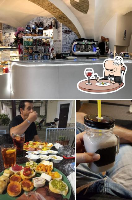 La cibo e interni del ristorante
