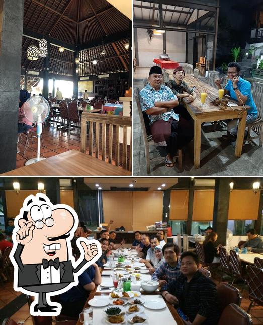 Simpang Raya Bali restaurant, Kuta Restaurant reviews