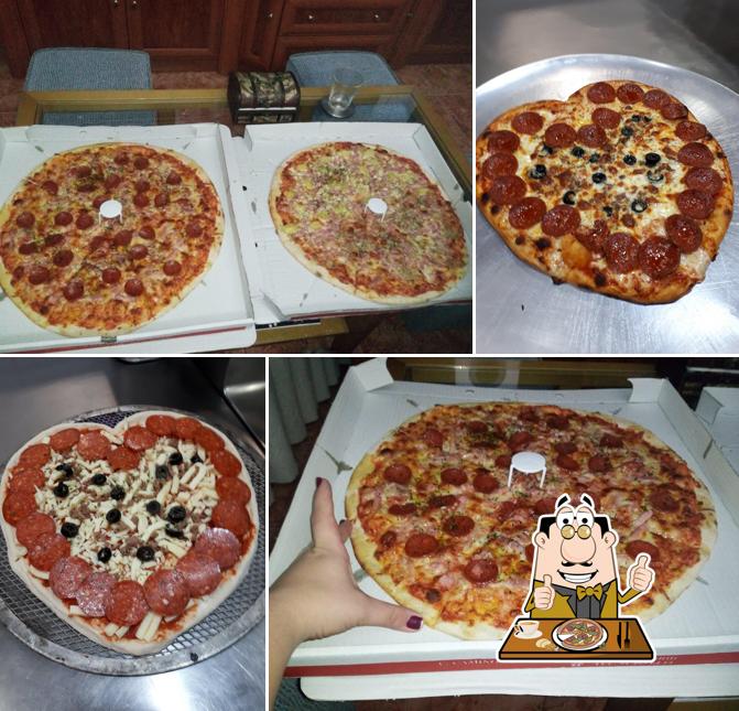 Order pizza at Pizzería Canaletto fuenlabrada