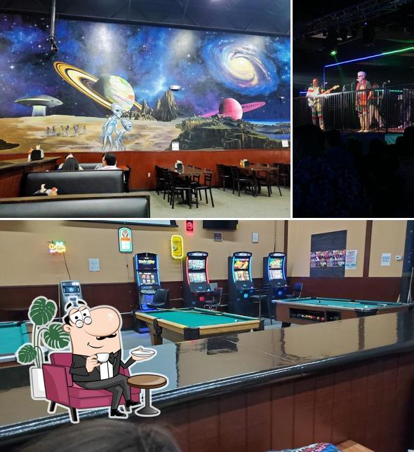 El Galaxy Sports Bar & Grill Restaurant, 5055 Austell Rd in Austell