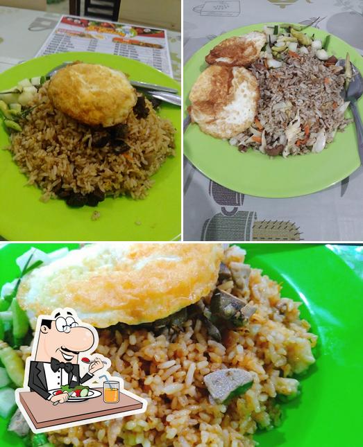 Warung Nasgor Bu Endang restaurant, Bontang - Restaurant reviews
