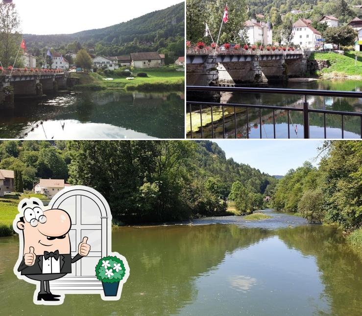 Profitez de la vue extérieure de Restaurant du Doubs