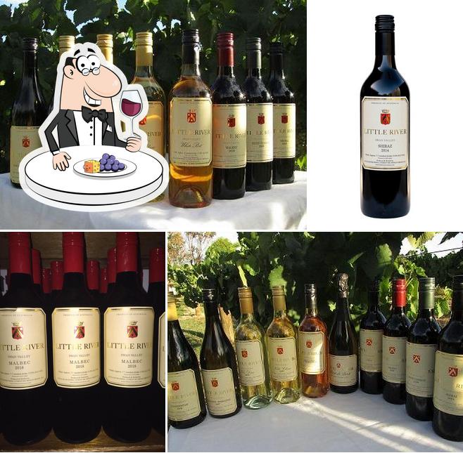 Little River Winery in Henley Brook Restaurant menu and reviews