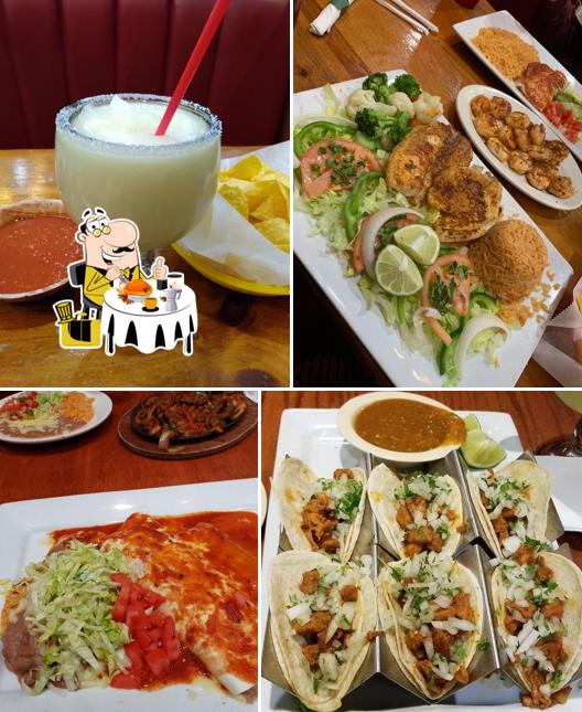 Еда в "El Dorado Mexican Restaurant"