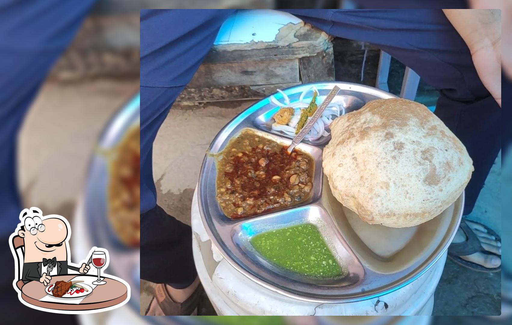 delhi k special chole bhature