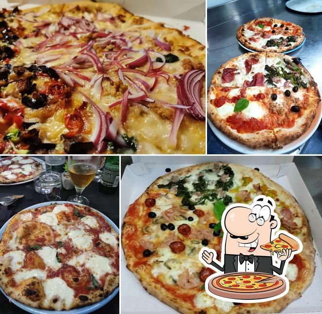 Prenditi una pizza a PIZZERIA SFIZIOSERIA PAISÀ