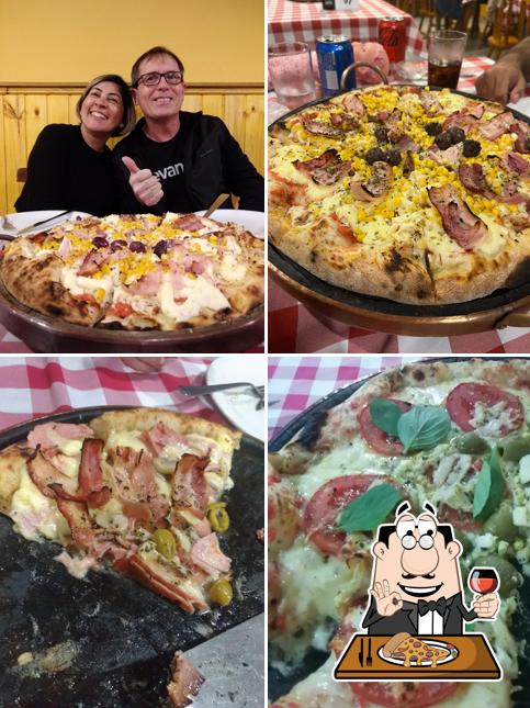 Pide una pizza en Pizzaria Ponto 20