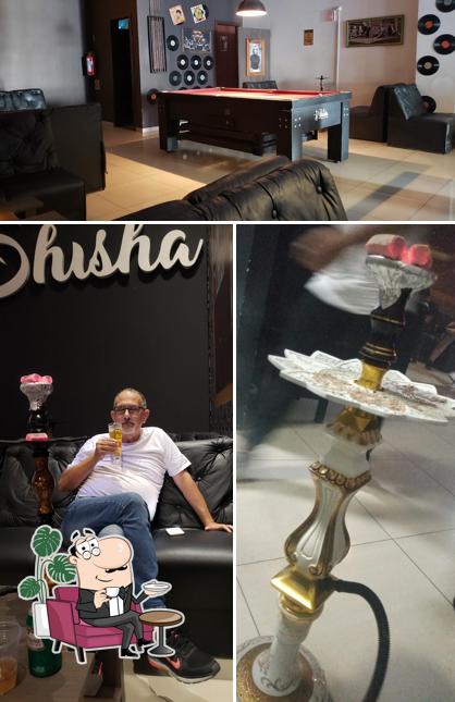 O interior do Shisha Hookah Lounge