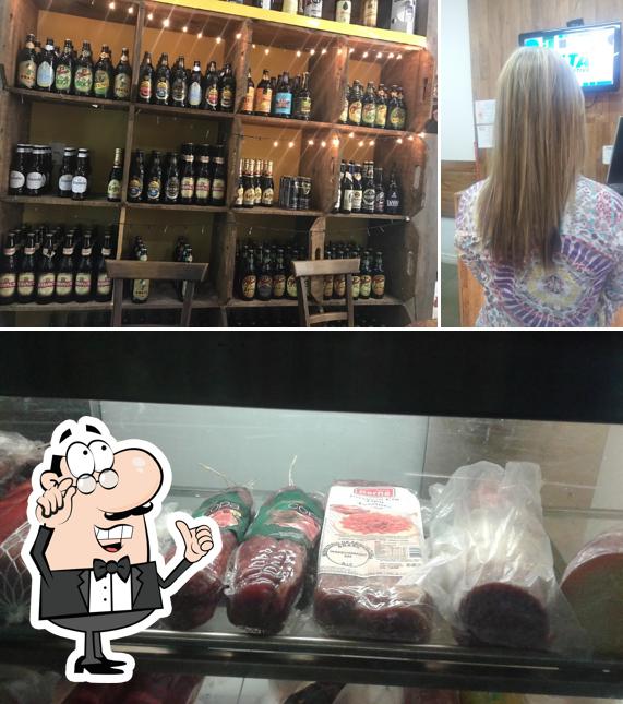 Veja imagens do interior do Taberna Delicatessen Delivery - Frios Especiais, Queijos Finos, Pão à Metro, Massas Artesanais, Carpaccio e Vinhos