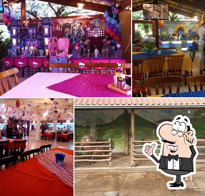 O interior do Adventree Buffet e Eventos