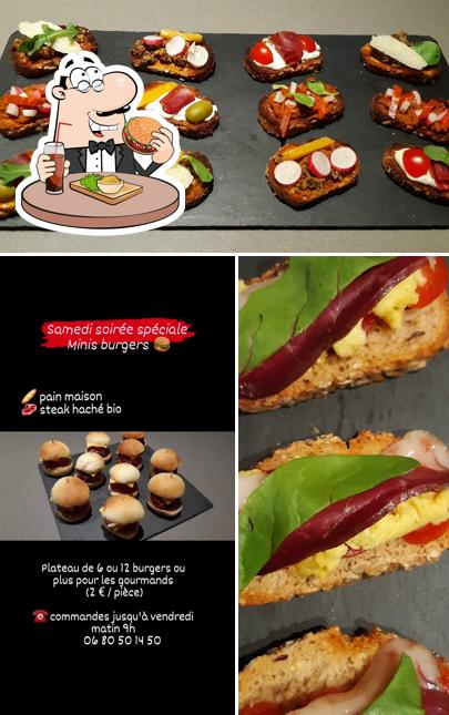 Commandez un hamburger à Driving Tapas