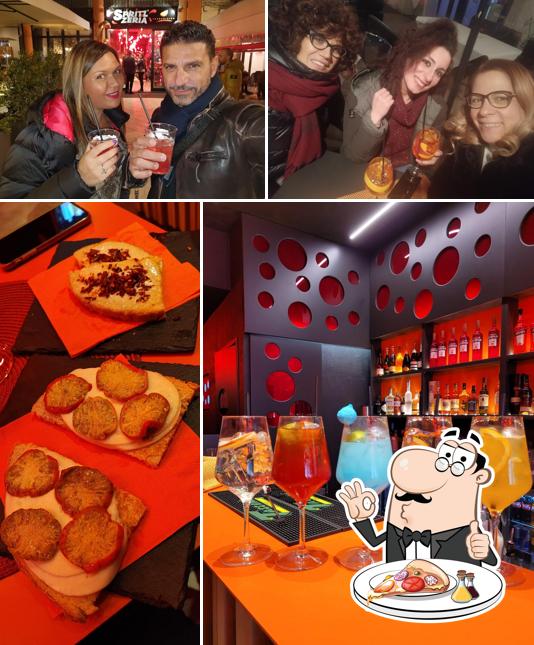 Scegli una pizza a Spritzzeria Bari