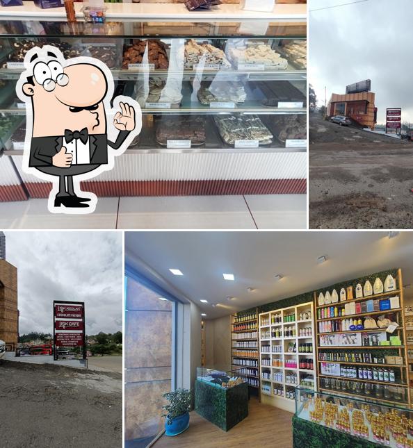 Look at the image of Lisk Xocolatl Chocolate Factory and Cafe