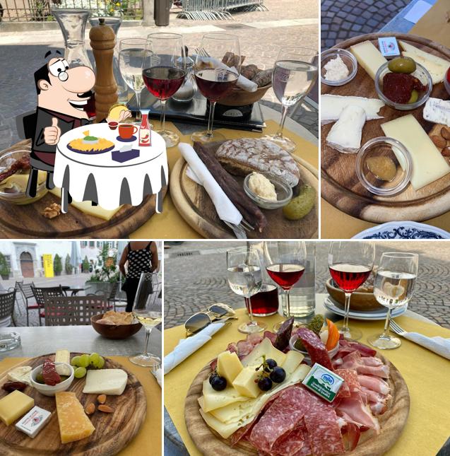 Piatto di formaggi al Enoteca Da Claudia