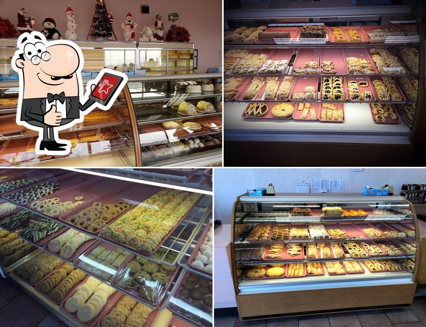 Classic Bakery in Youngstown Restaurant menu and reviews