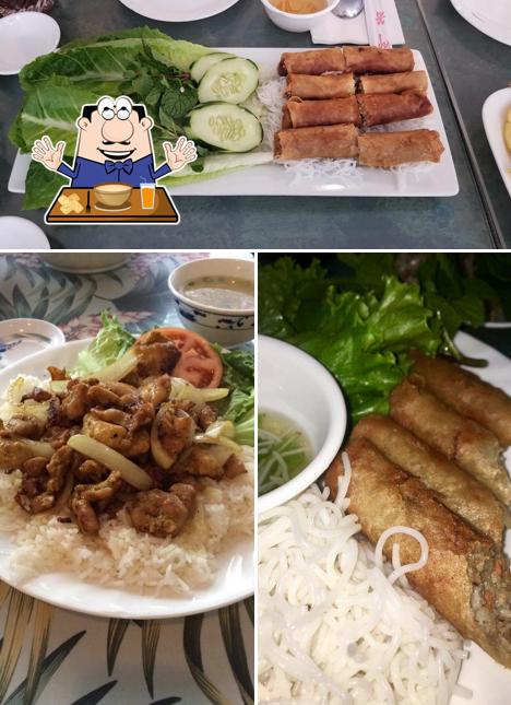 Food at Phở Trí Vietnamese Restaurant