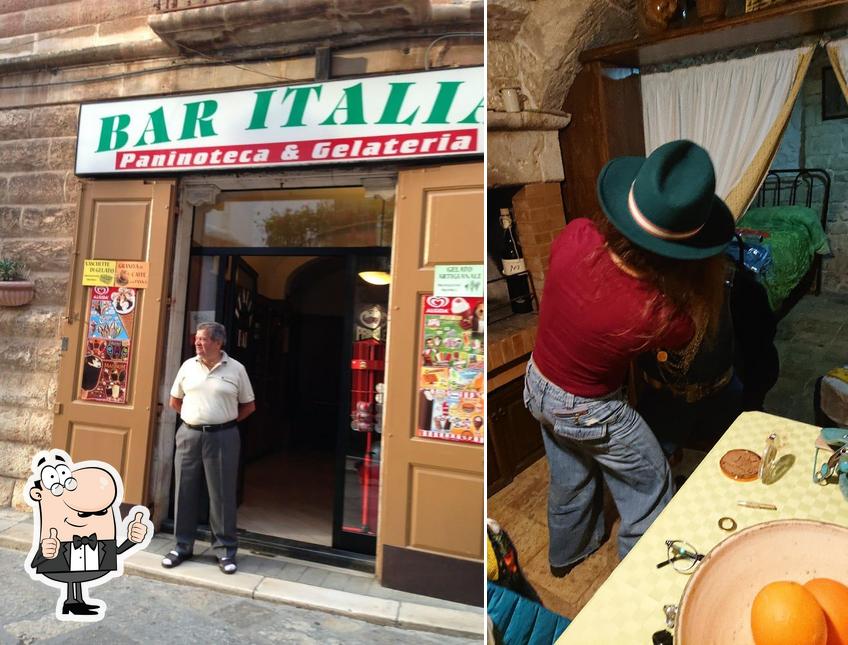 Ecco una foto di Bar Italia