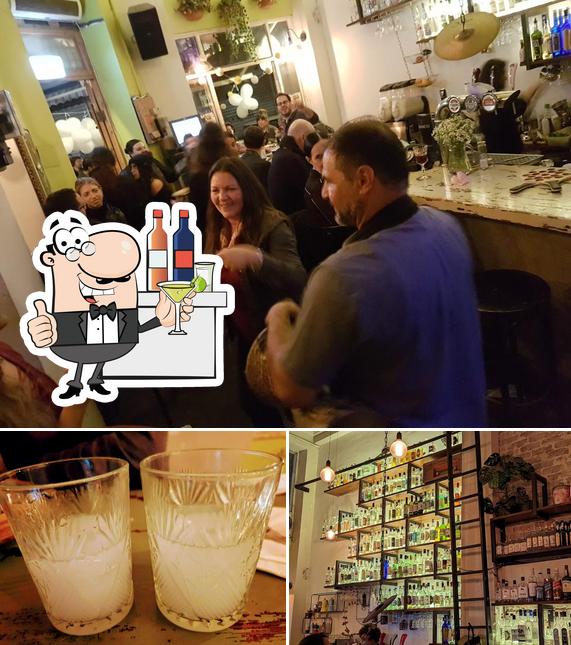 La photo de la comptoir de bar et boisson de Pimpinella’s