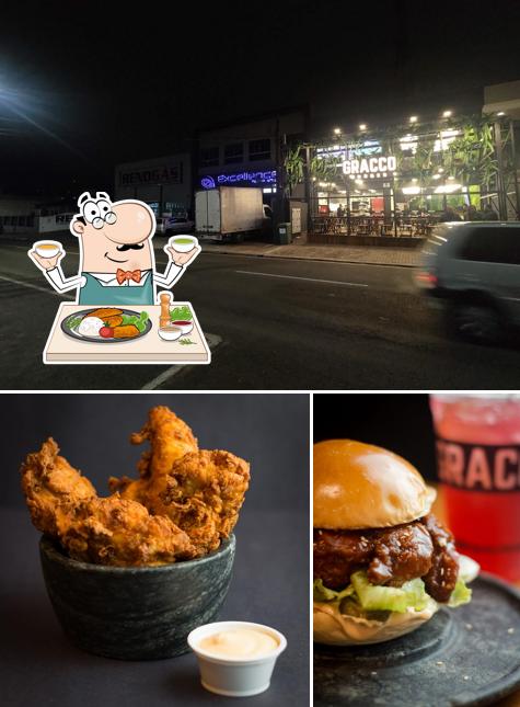 Dê uma olhada a ilustração apresentando comida e exterior no Gracco Burger Arapongas