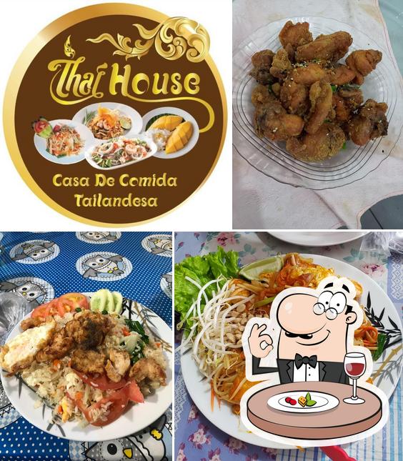 Comida en Thai House Food Service