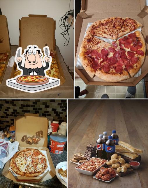 Pizza Hut, 6463 Glenway Ave in Cincinnati Restaurant menu and reviews
