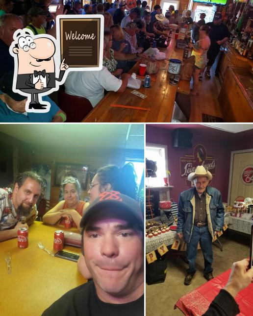 P & L Corner Bar in Minong Restaurant reviews