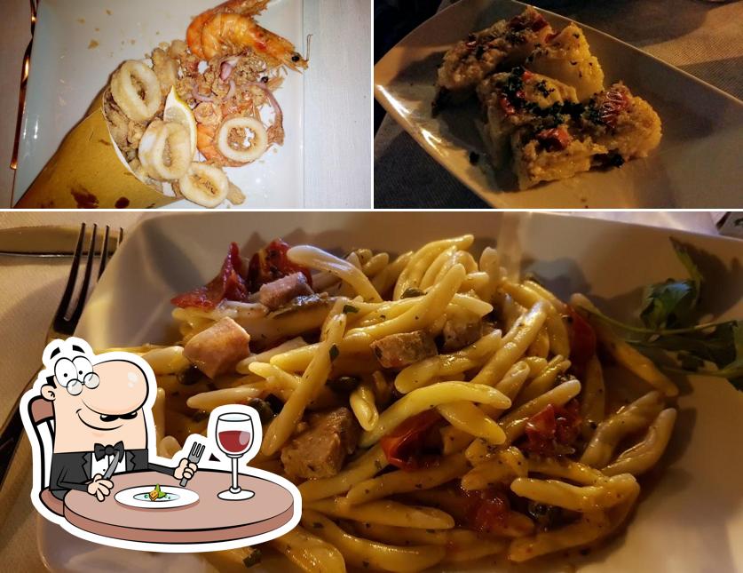 Cibo al Ristorante Piazzetta Petrone