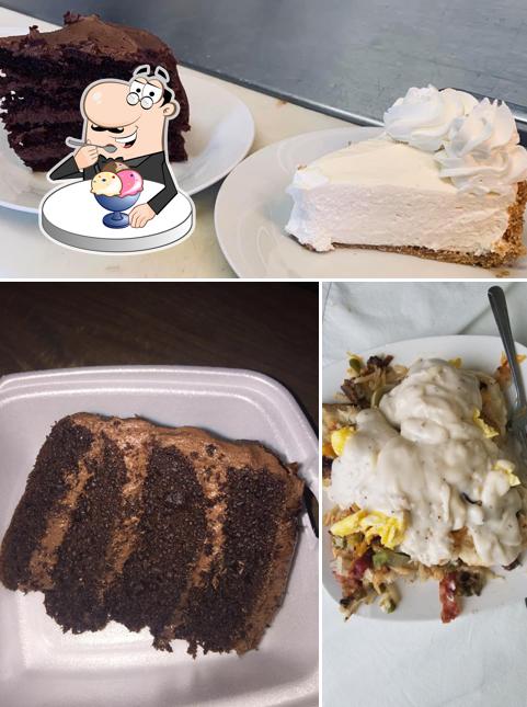 Milledgeville Cafe offers a range of desserts