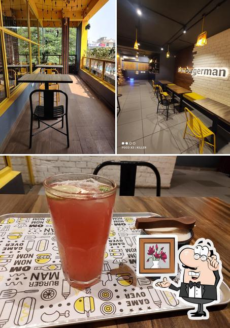 Check out how BurgerMan looks inside