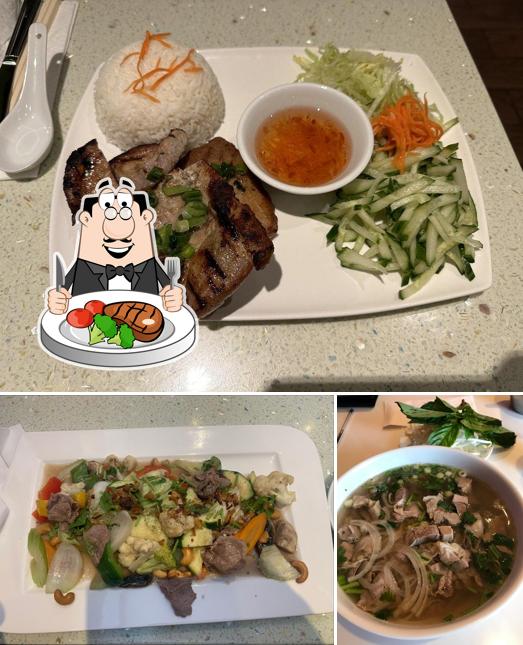 Elige una receta con carne en Pho Viet Taste
