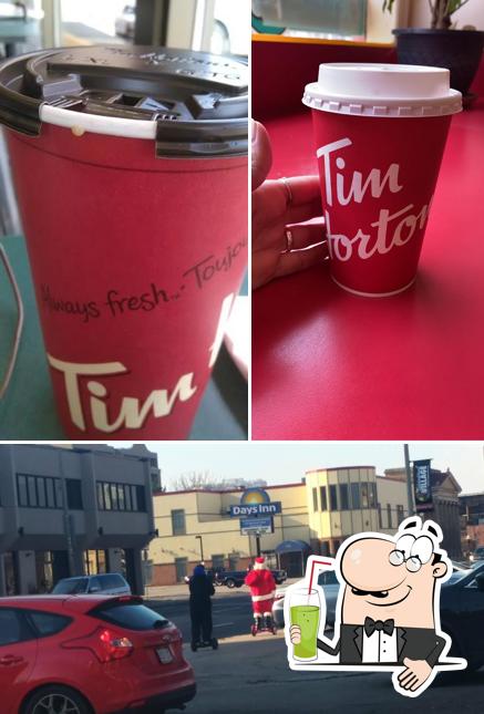 Profitez d'un verre à Tim Hortons