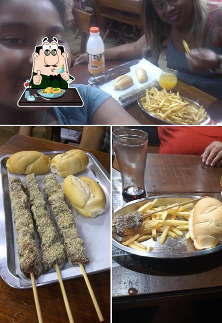 Comida em Churrasquinho Barcellos