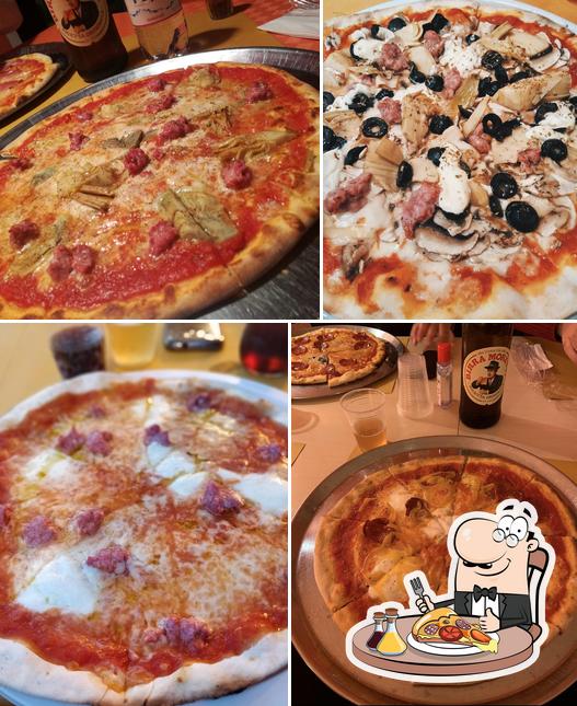 Scegli una pizza a ArteGrill, ArtePasta, ArtePizza - Ristoranti a Pontedera