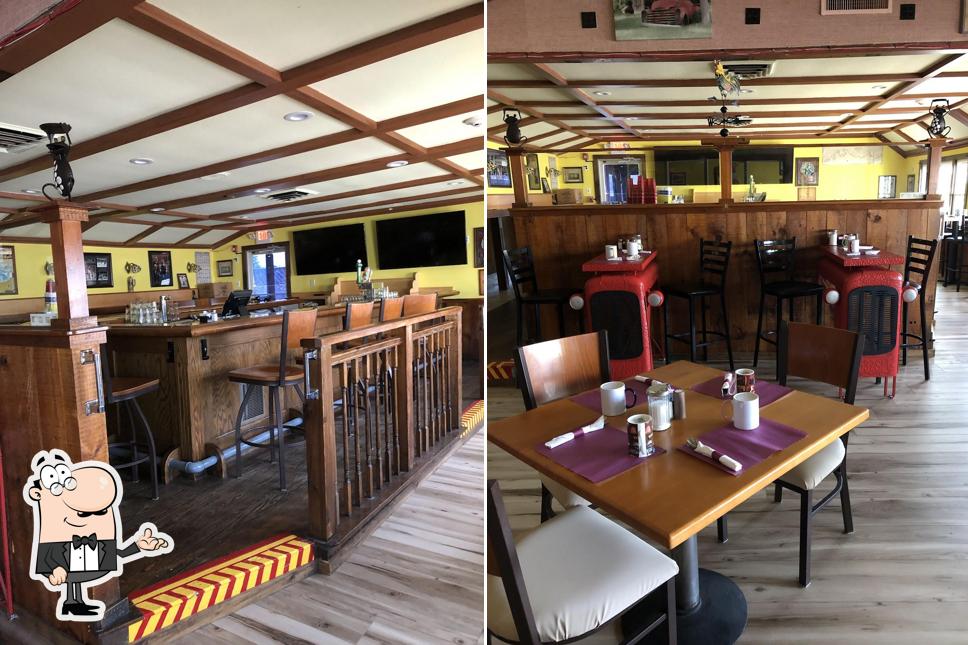 Crazy Rooster Pub& Grill in Yarmouth Restaurant menu and reviews