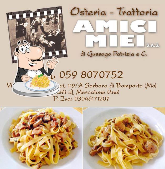 Spaghetti alla carbonara al Osteria-Trattoria Amici Miei S.A.S Di Gussago Patrizia & C