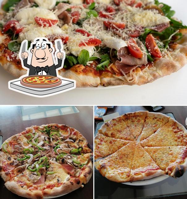 Try out pizza at Pizzagio