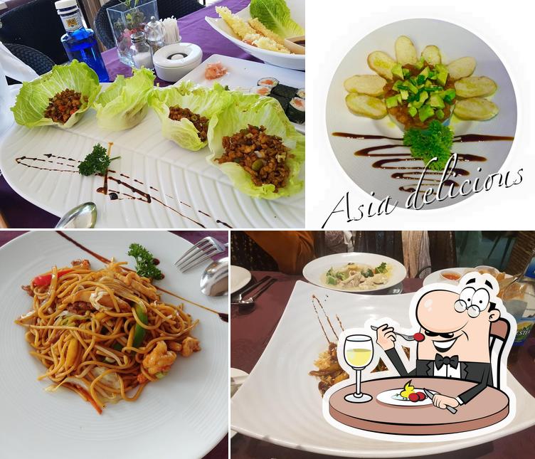 Блюда в "Restaurante Asia Delicious"