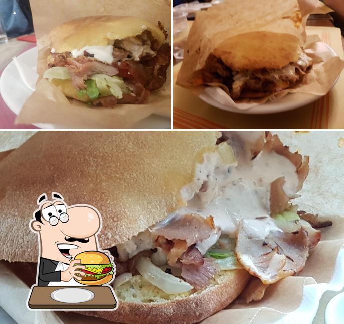 Ordina un hamburger a Pizza e Kebab
