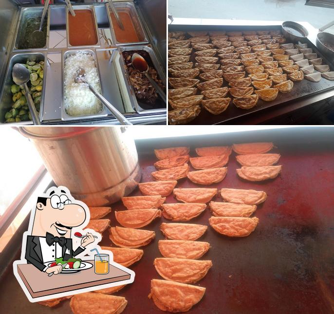 Tacos De barbacoa Ruben's, Zapopan, Calle Puerto Guaymas 711