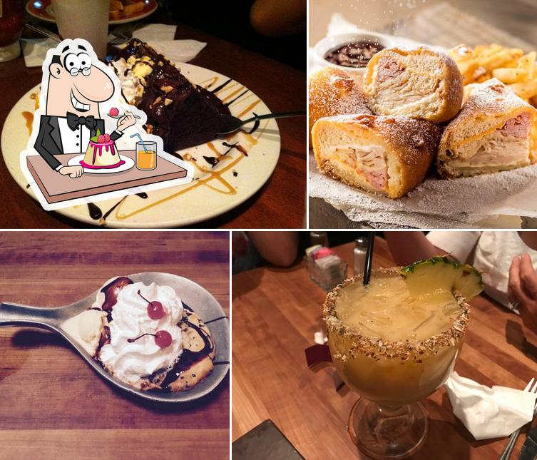 Cheddar's Scratch Kitchen offers a variety of desserts