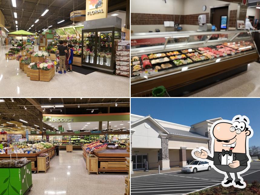 Publix Super Market at Lake Hickory Crossings in Hickory