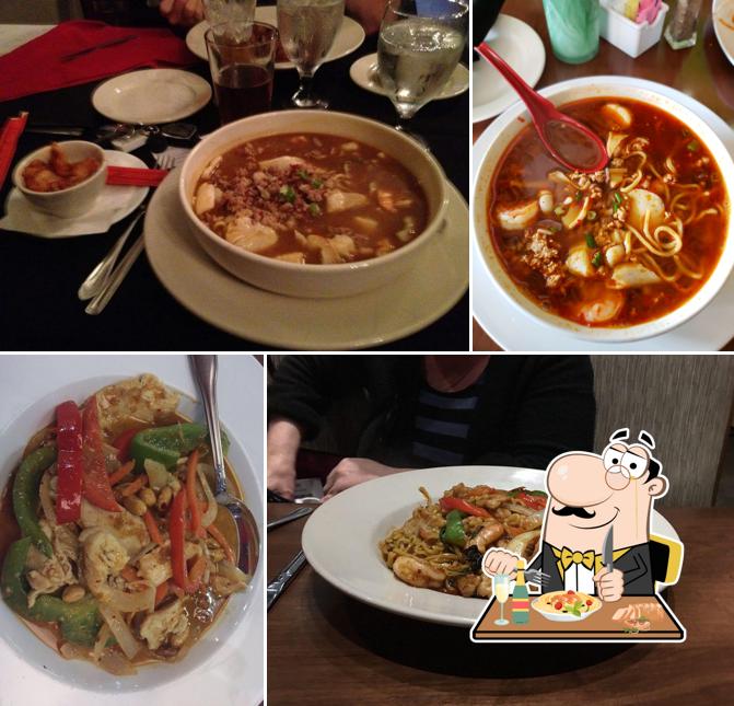 Basil Asian Bistro in Wooster Restaurant menu and reviews