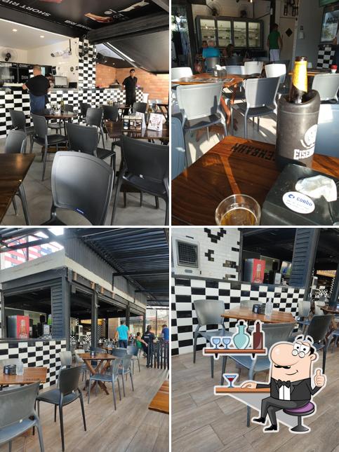 Veja imagens do interior do Faaca Boteco e Parrilla