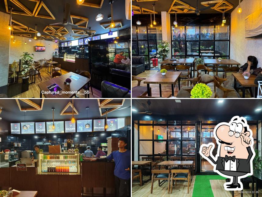 The Drake Pizza & Grill 1