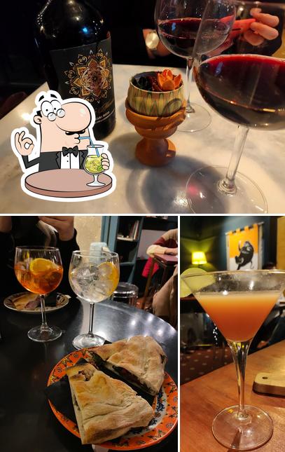 La foto della bevanda e cibo di Il Mistico, Cocktail & Wine