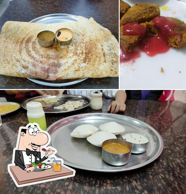 Food at Indian Coffee House, Fort Road