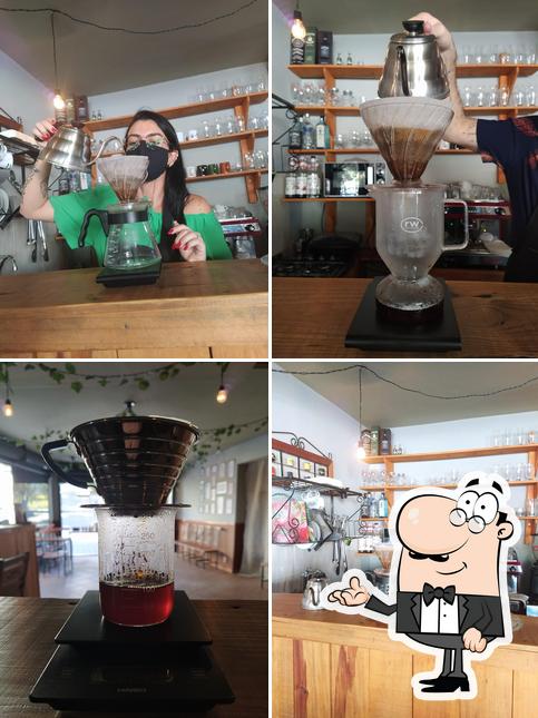 O interior do Slow Coffee