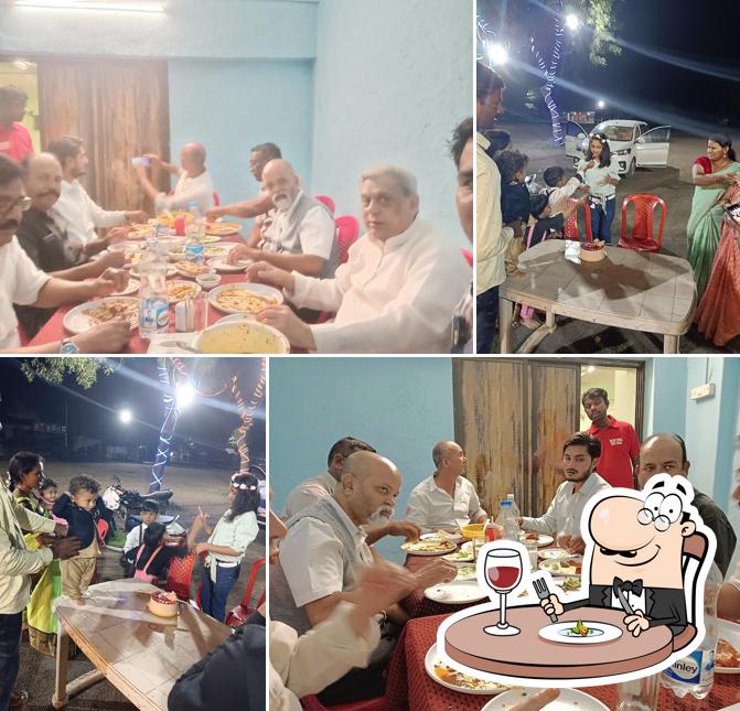 Delhi Zaika Family Garden Restaurant